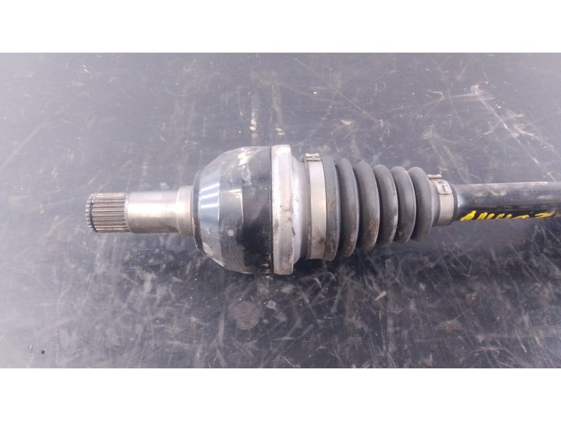 Recambio de transmision delantera izquierda para mercedes-benz clase a (w176) a 200 cdi / d (176.008) referencia OEM IAM   