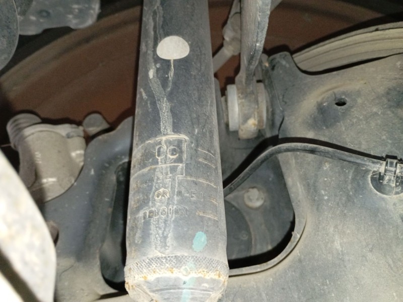 Recambio de amortiguador trasero izquierdo para ford focus iii 1.5 tdci referencia OEM IAM   