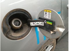Recambio de tapa exterior combustible para ford focus iii turnier 1.6 ti referencia OEM IAM    2
