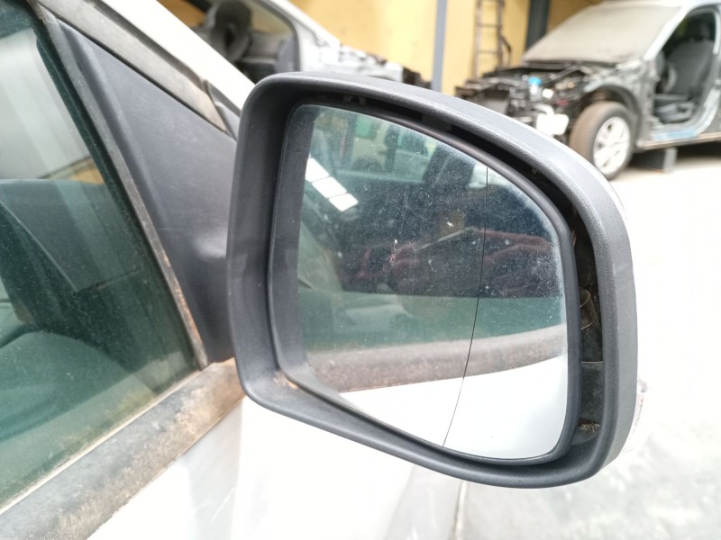 Recambio de retrovisor derecho electrico para ford focus iii turnier 1.6 ti referencia OEM IAM   