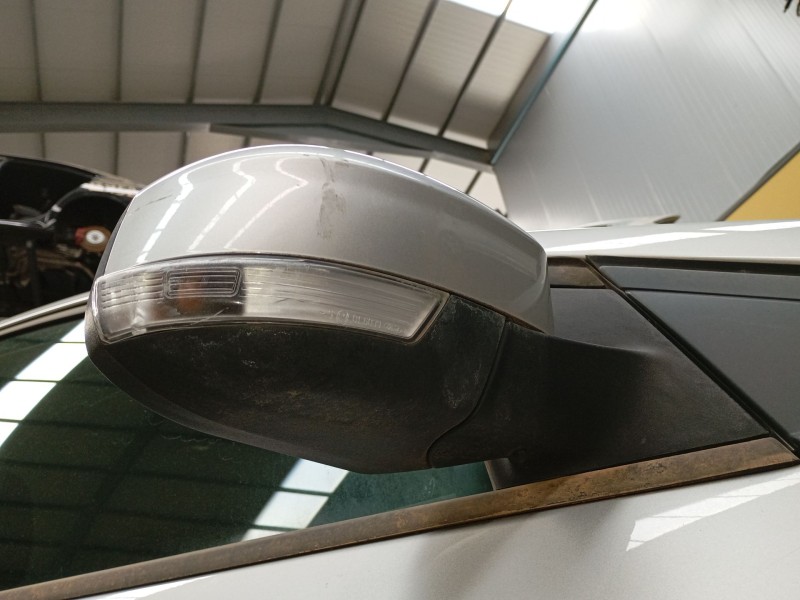 Recambio de retrovisor derecho electrico para ford focus iii turnier 1.6 ti referencia OEM IAM   