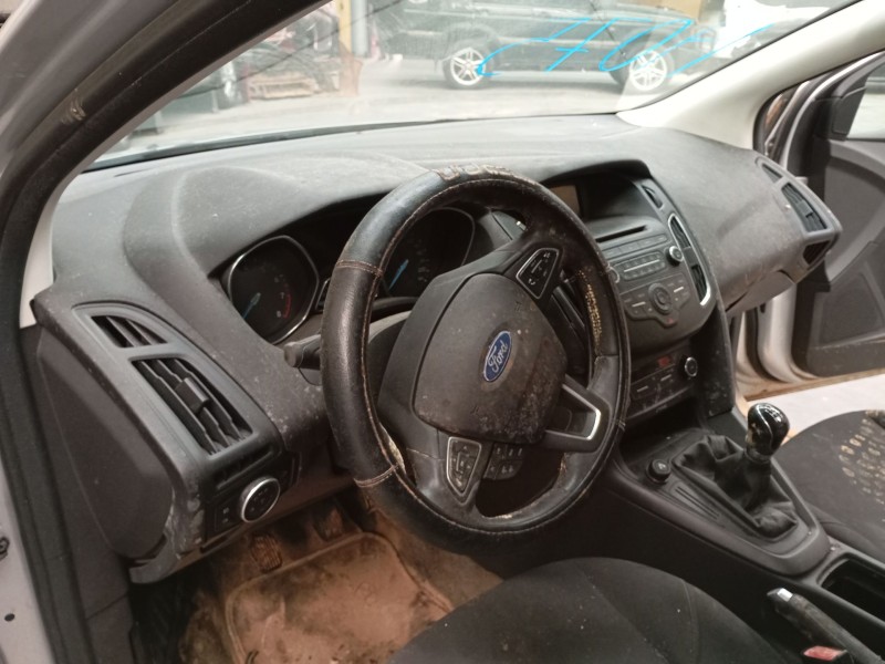 Recambio de salpicadero para ford focus iii turnier 1.6 ti referencia OEM IAM   