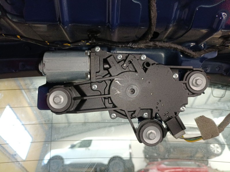 Recambio de motor limpia trasero para ford focus iii 1.0 ecoboost referencia OEM IAM F1FB17K441AA  