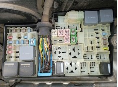 Recambio de caja reles / fusibles para ford focus iii turnier 1.6 ti referencia OEM IAM   