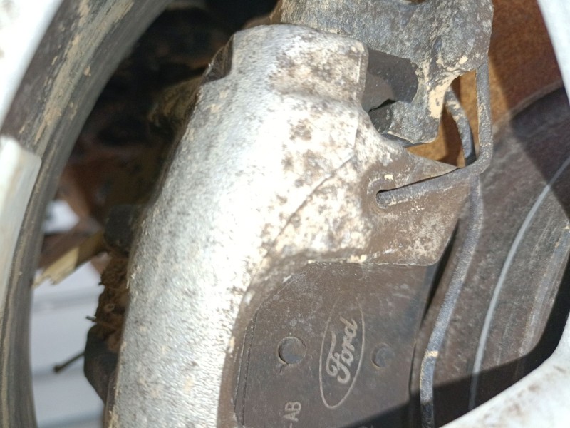 Recambio de pinza freno trasera derecha para ford focus iii 1.0 ecoboost referencia OEM IAM   