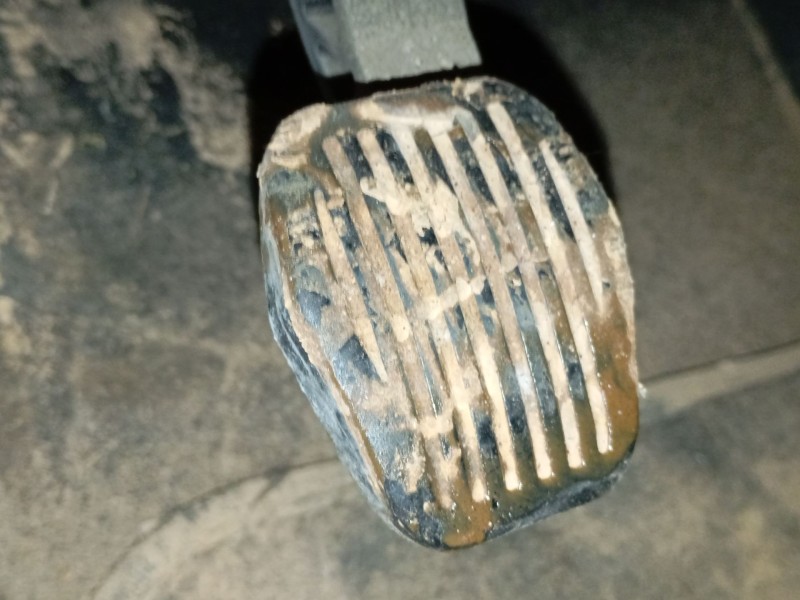 Recambio de pedal embrague para ford focus iii turnier 1.6 ti referencia OEM IAM   