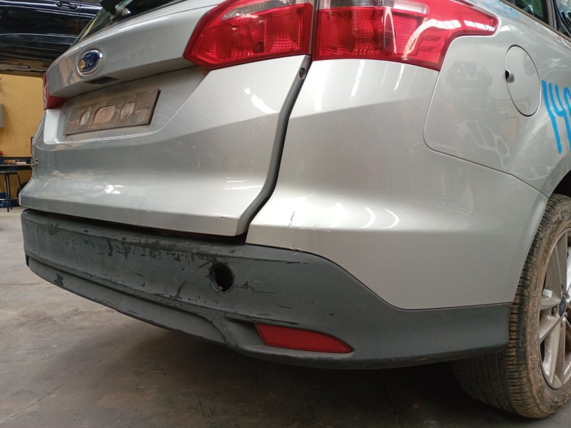 Recambio de paragolpes trasero para ford focus iii turnier 1.6 ti referencia OEM IAM   