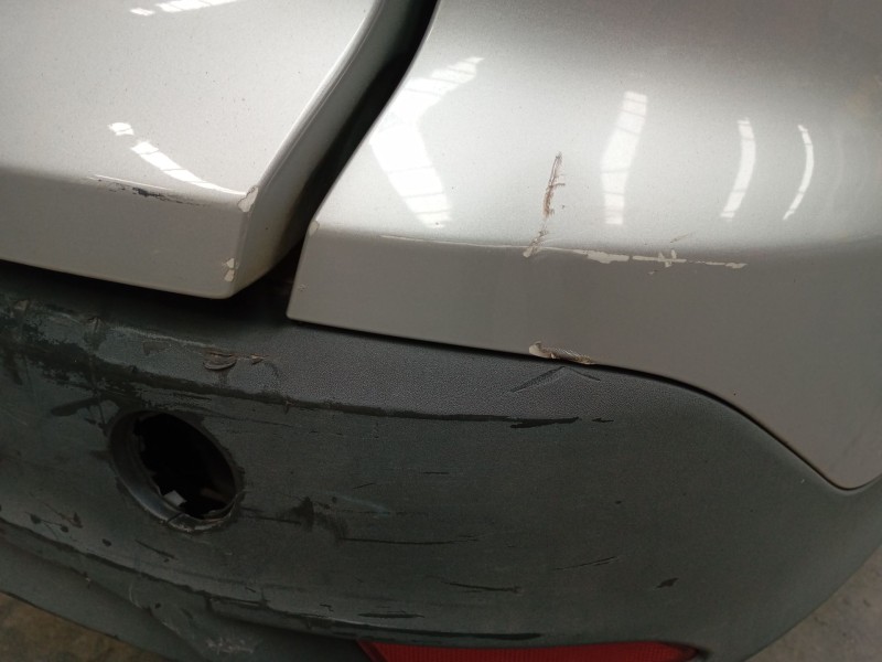 Recambio de paragolpes trasero para ford focus iii turnier 1.6 ti referencia OEM IAM   