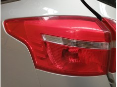 Recambio de piloto trasero izquierdo para ford focus iii turnier 1.6 ti referencia OEM IAM   