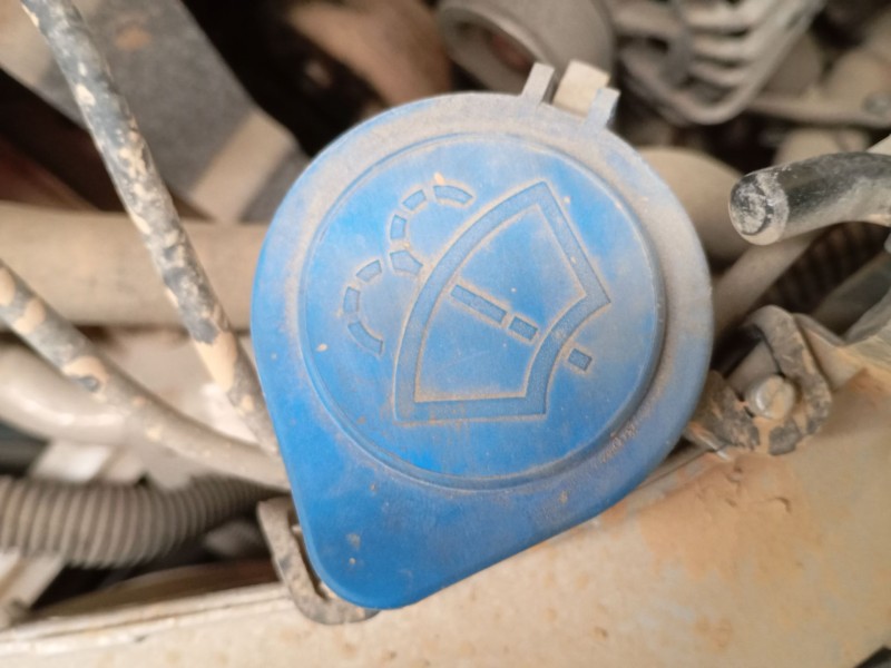 Recambio de deposito limpia para ford focus iii turnier 1.6 ti referencia OEM IAM   