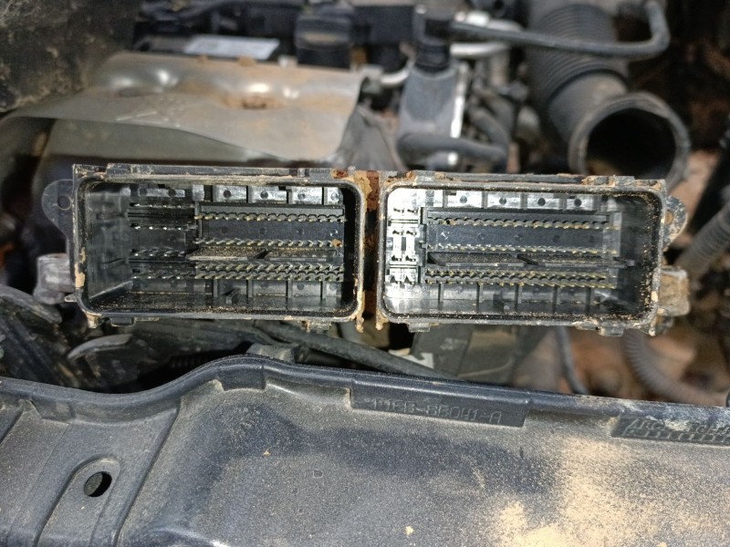 Recambio de centralita motor uce para ford focus iii 1.0 ecoboost referencia OEM IAM H1FA12A650BC 0261S19656 