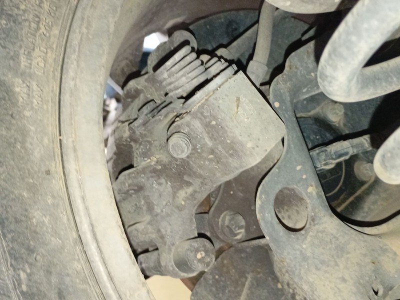 Recambio de pinza freno trasera izquierda para ford focus iii turnier 1.6 ti referencia OEM IAM   