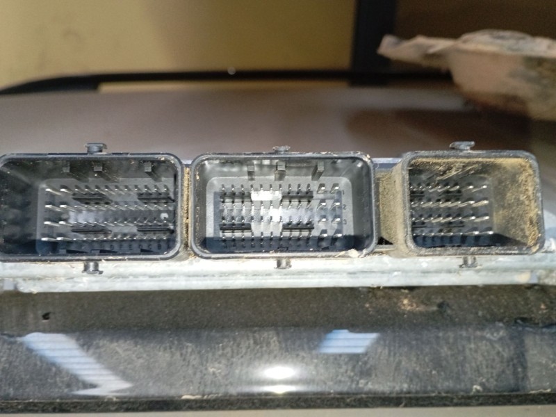 Recambio de centralita motor uce para ford focus iii turnier 1.6 ti referencia OEM IAM F1FA12A650GC  