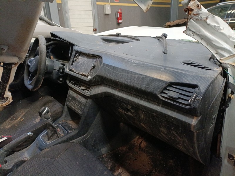 volkswagen t-cross (c11, d31) del año 2022