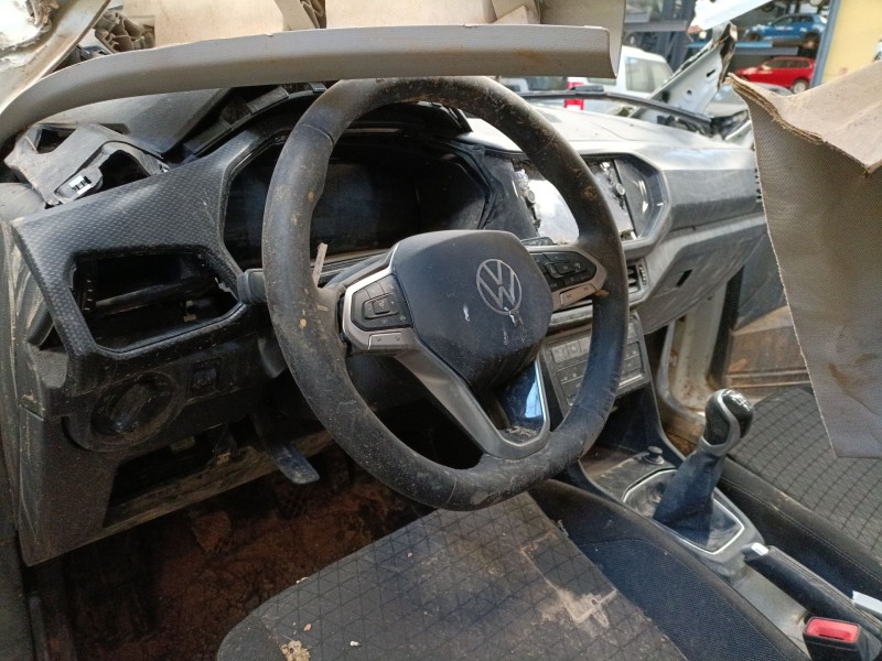 volkswagen t-cross (c11, d31) del año 2022