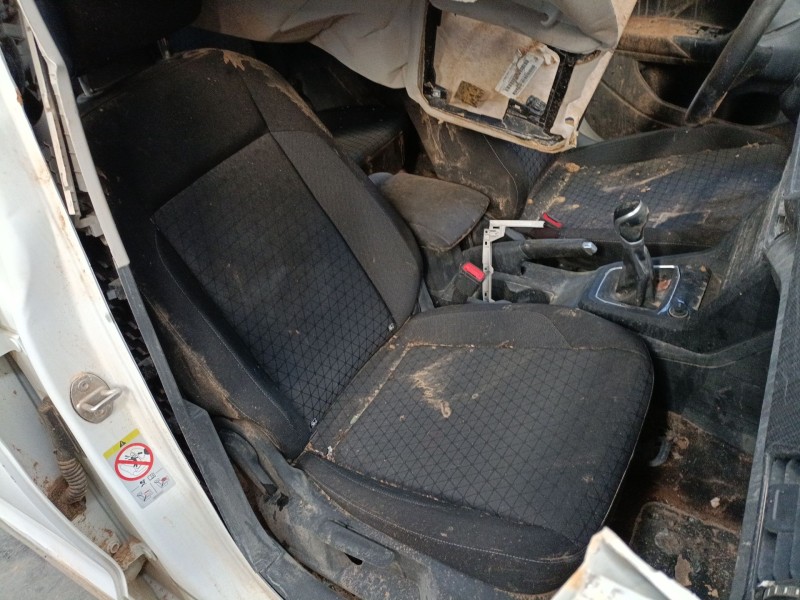 volkswagen t-cross (c11, d31) del año 2022