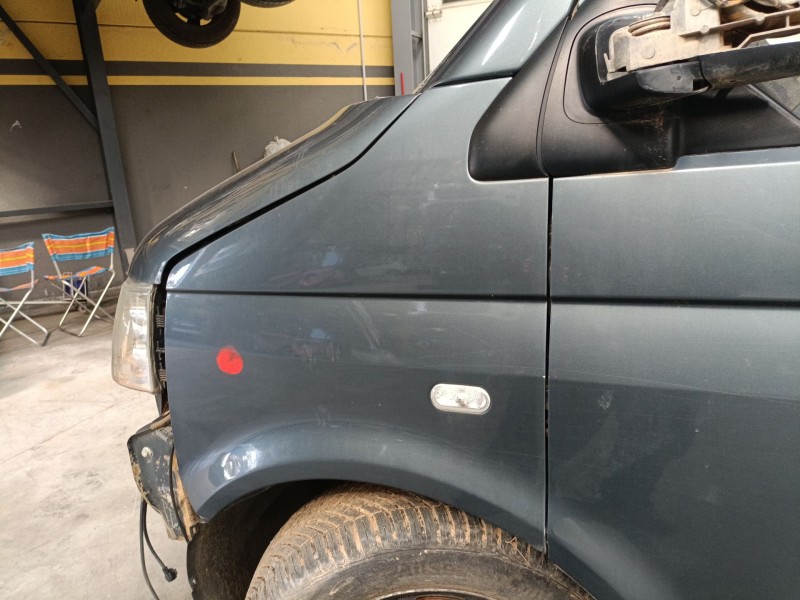 Recambio de aleta delantera izquierda para volkswagen multivan t5 (7hm, 7hn, 7hf, 7ef, 7em, 7en) 2.5 tdi referencia OEM IAM   