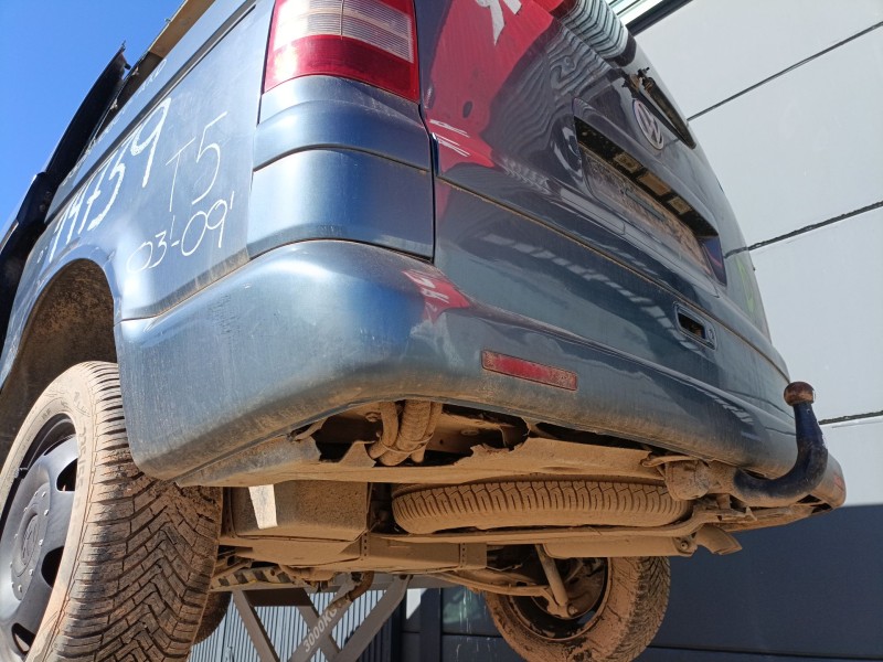 Recambio de paragolpes trasero para volkswagen multivan t5 (7hm, 7hn, 7hf, 7ef, 7em, 7en) 2.5 tdi referencia OEM IAM   