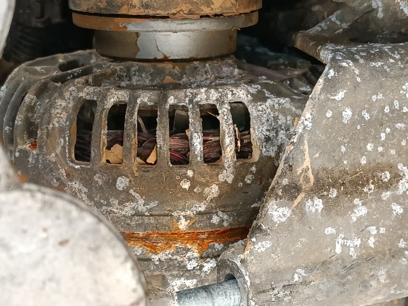 Recambio de alternador para volkswagen multivan t5 (7hm, 7hn, 7hf, 7ef, 7em, 7en) 2.5 tdi referencia OEM IAM   