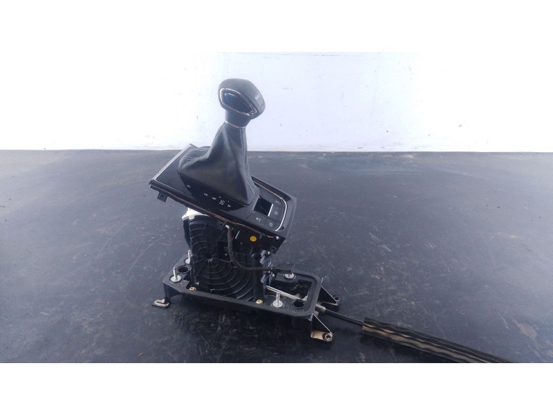 Recambio de palanca cambio para skoda karoq (nu7, nd7) 1.5 tsi referencia OEM IAM 5Q1713059H  