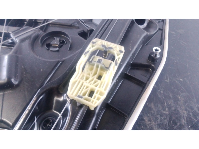 Recambio de elevalunas delantero izquierdo para bmw 1 (f40) 118 i referencia OEM IAM   