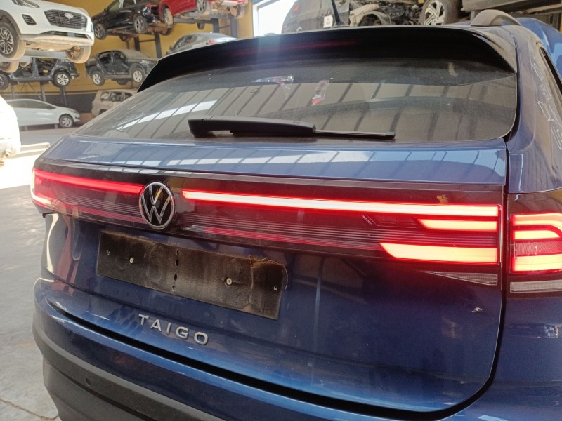 Recambio de piloto trasero central para volkswagen taigo (cs1) 1.0 tsi referencia OEM IAM   