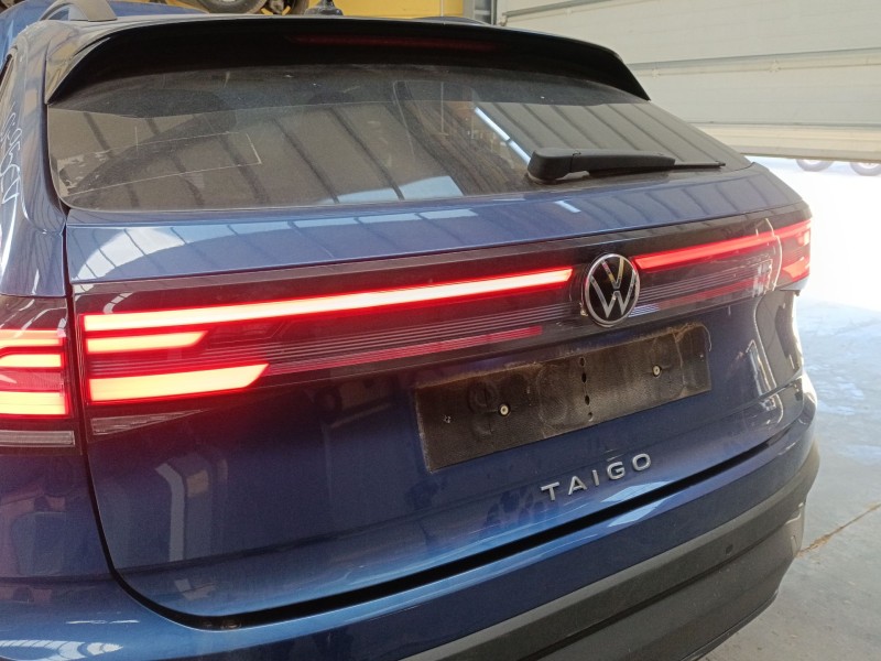 Recambio de piloto trasero central para volkswagen taigo (cs1) 1.0 tsi referencia OEM IAM   