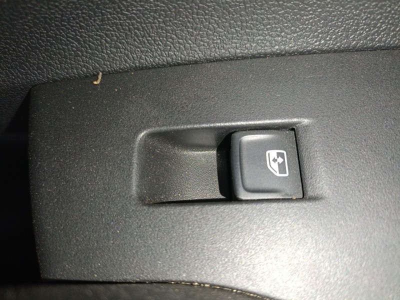 Recambio de mando elevalunas delantero derecho para volkswagen taigo (cs1) 1.0 tsi referencia OEM IAM   