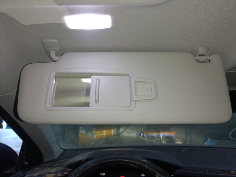 Recambio de parasol izquierdo para volkswagen taigo (cs1) 1.0 tsi referencia OEM IAM   