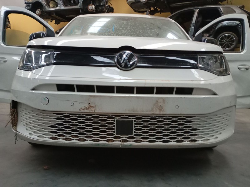 Recambio de paragolpes delantero para volkswagen caddy v furgoneta/monovolumen (sba, sbh) 2.0 tdi bmt referencia OEM IAM   