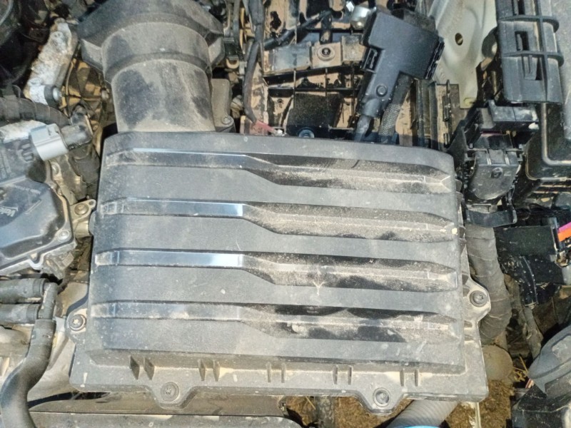 Recambio de filtro aire para volkswagen caddy v furgoneta/monovolumen (sba, sbh) 2.0 tdi bmt referencia OEM IAM   