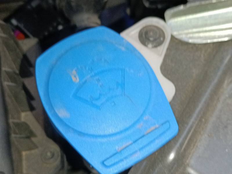 Recambio de deposito limpia para volkswagen taigo (cs1) 1.0 tsi referencia OEM IAM   