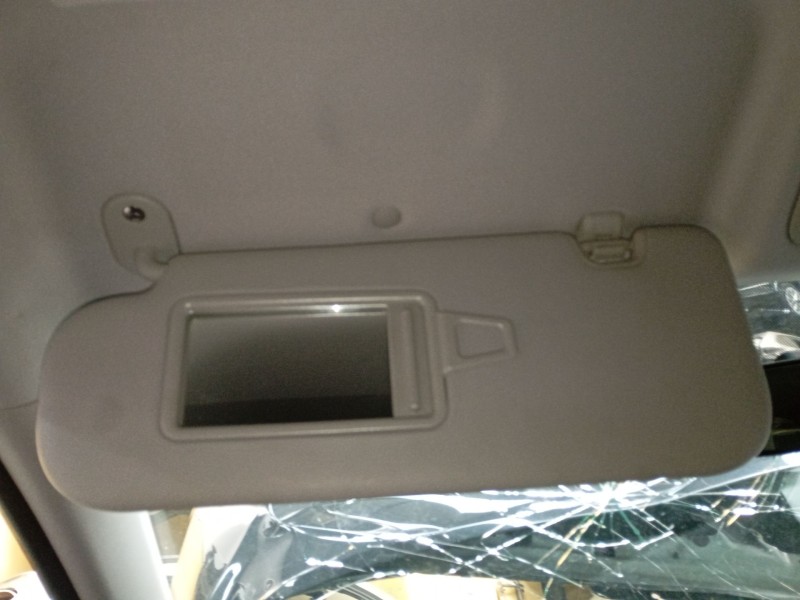 Recambio de parasol izquierdo para kia cee´d (jd) 1.4 crdi 90 referencia OEM IAM   