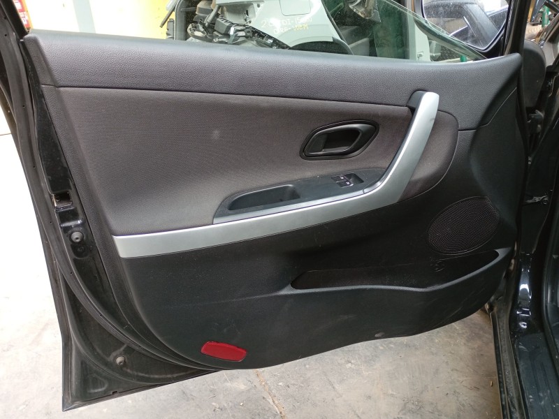 Recambio de guarnecido puerta delantera izquierda para kia cee´d (jd) 1.4 crdi 90 referencia OEM IAM   