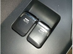 Recambio de mando elevalunas delantero izquierdo para kia cee´d (jd) 1.4 crdi 90 referencia OEM IAM   