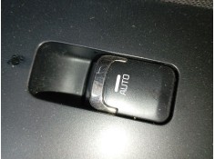 MANDO ELEVALUNAS DELANTERO DERECHO 