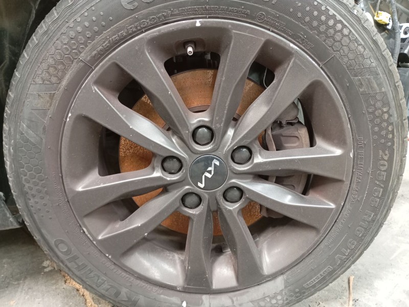 Recambio de juego llantas sin neumatico para kia cee´d (jd) 1.4 crdi 90 referencia OEM IAM 16 PULGADAS  