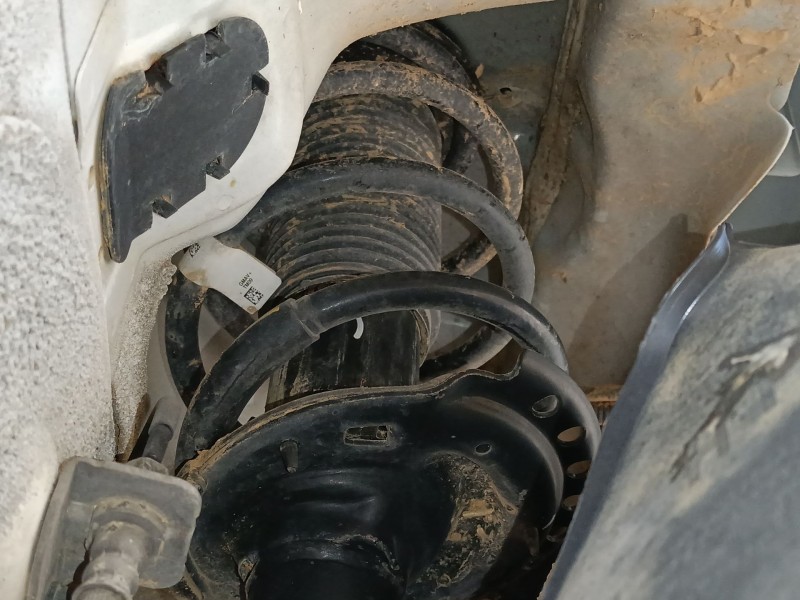 Recambio de amortiguador delantero izquierdo para hyundai i20 ii (gb, ib) 1.0 t-gdi referencia OEM IAM   