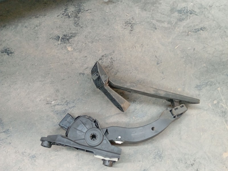 Recambio de pedal acelerador para kia cee´d (jd) 1.4 crdi 90 referencia OEM IAM   