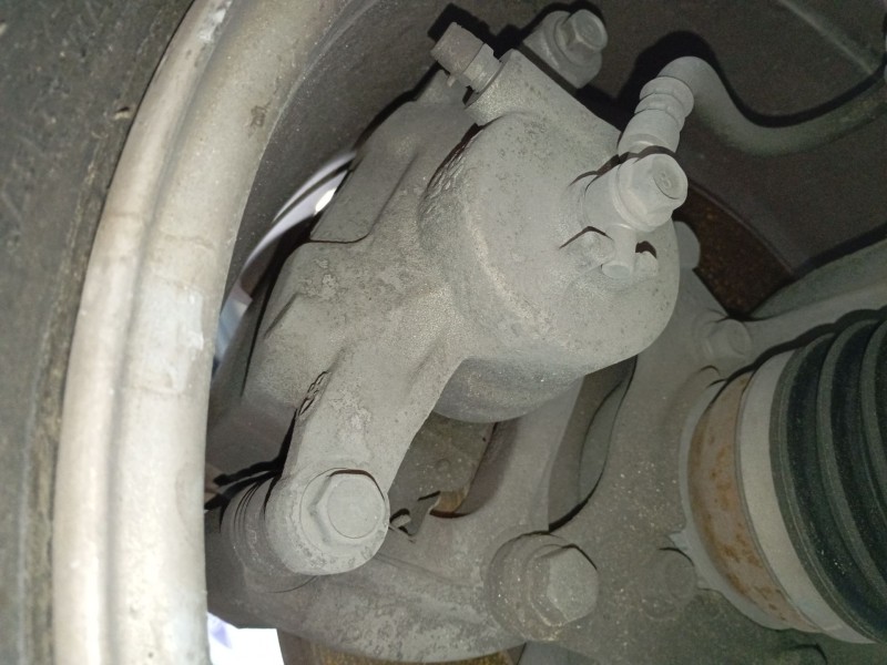 Recambio de pinza freno delantera derecha para kia cee´d (jd) 1.4 crdi 90 referencia OEM IAM   