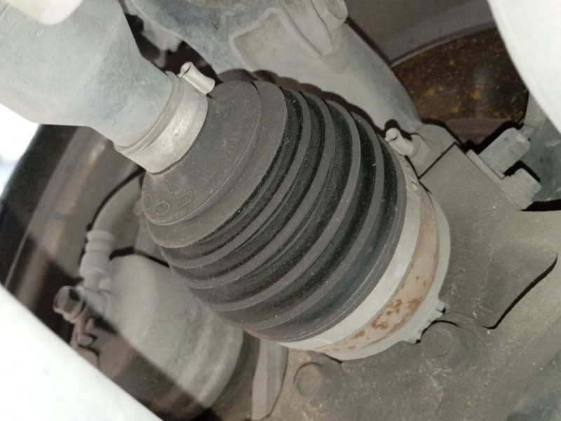 Recambio de transmision delantera derecha para kia cee´d (jd) 1.4 crdi 90 referencia OEM IAM   