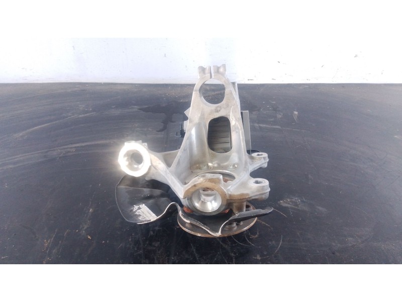 Recambio de mangueta delantera izquierda para mercedes-benz gla (h247) gla 250 e (247.786) referencia OEM IAM   