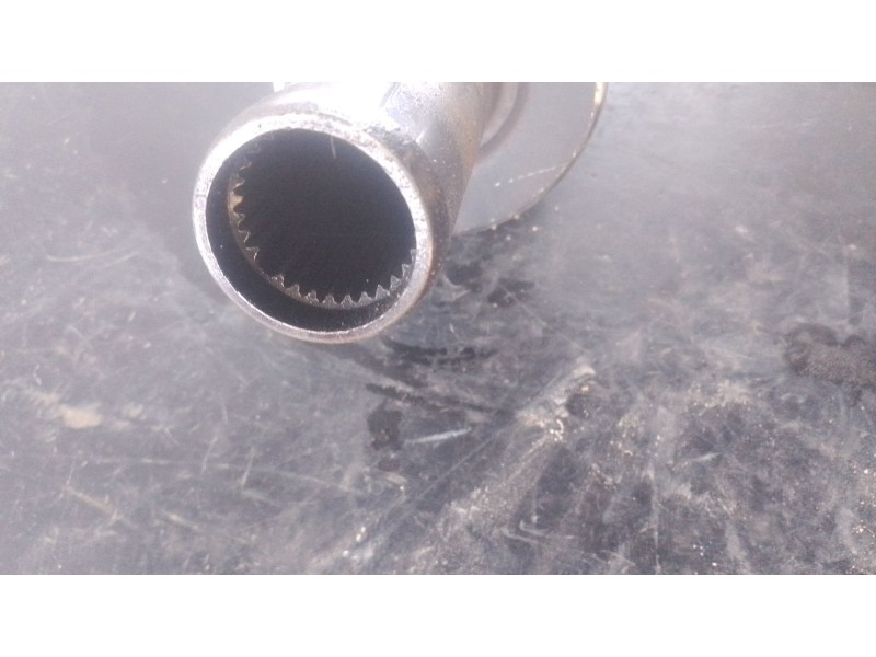 Recambio de transmision central para nissan terrano ii (r20) 2.7 tdi 4wd referencia OEM IAM   