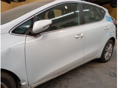 Recambio de puerta delantera izquierda para kia cee´d (jd) 1.6 crdi 128 referencia OEM IAM    2