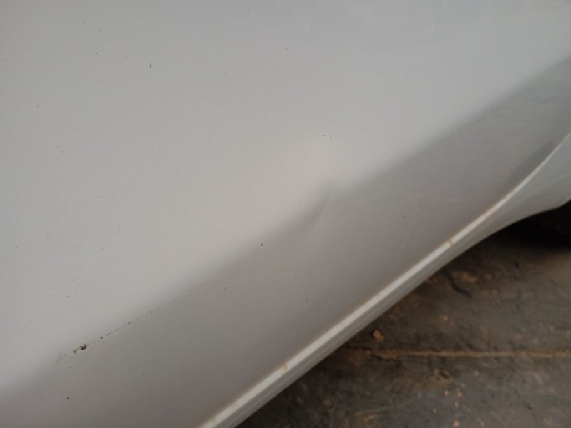 Recambio de puerta trasera izquierda para kia cee´d (jd) 1.6 crdi 128 referencia OEM IAM   