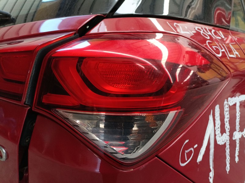 Recambio de piloto trasero derecho para hyundai i20 ii (gb, ib) 1.2 referencia OEM IAM   