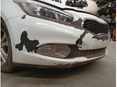Recambio de paragolpes delantero para kia cee´d (jd) 1.6 crdi 128 referencia OEM IAM    2