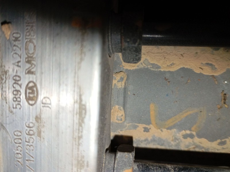 Recambio de abs para kia cee´d (jd) 1.6 crdi 128 referencia OEM IAM 58920A2210  