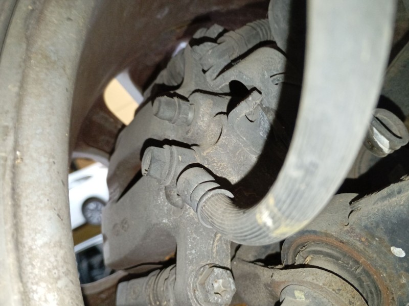 Recambio de pinza freno trasera izquierda para kia cee´d (jd) 1.6 crdi 128 referencia OEM IAM   