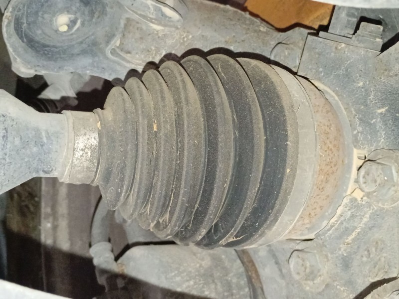 Recambio de transmision delantera derecha para kia cee´d (jd) 1.6 crdi 128 referencia OEM IAM   